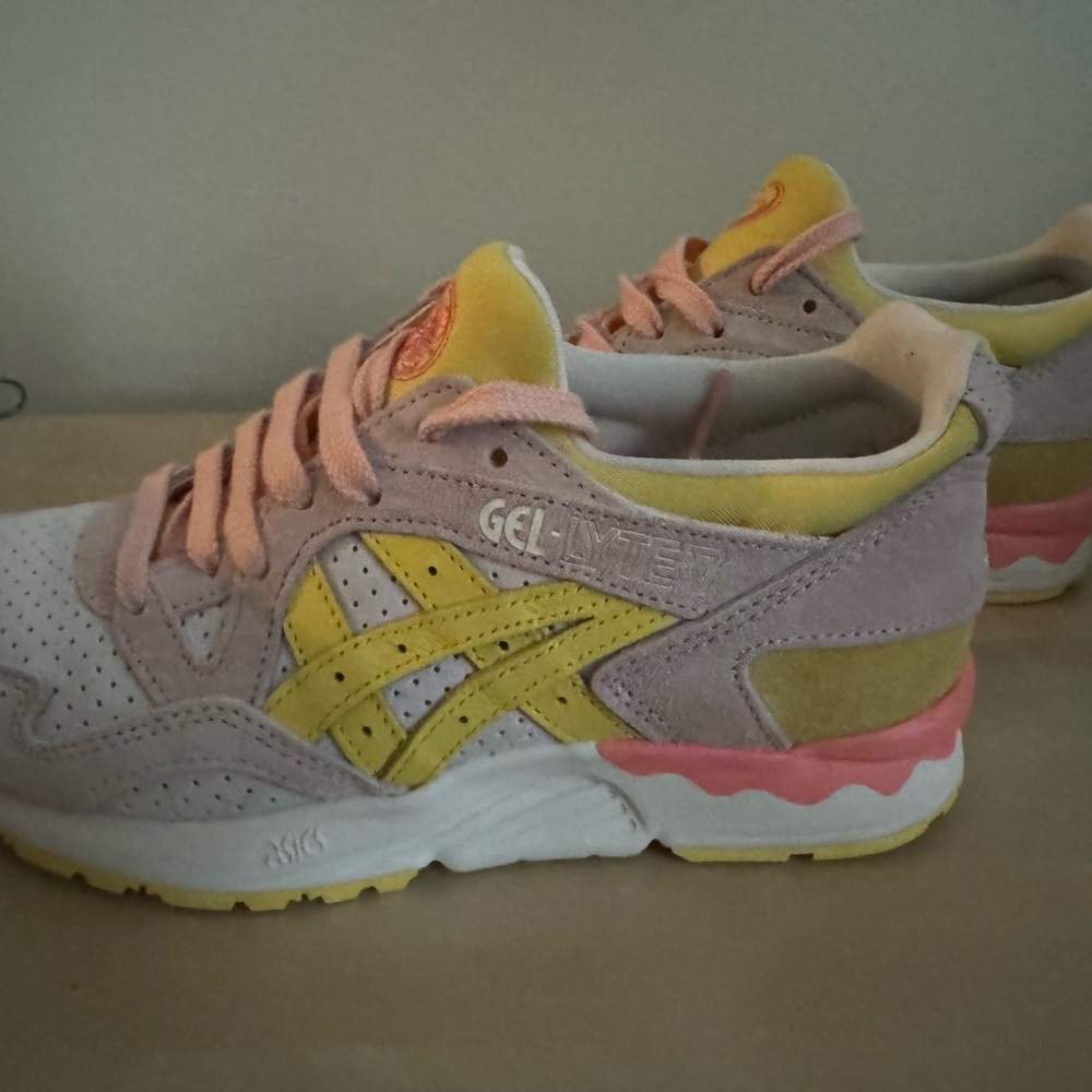 ASICS Gel LIMITED EDITION